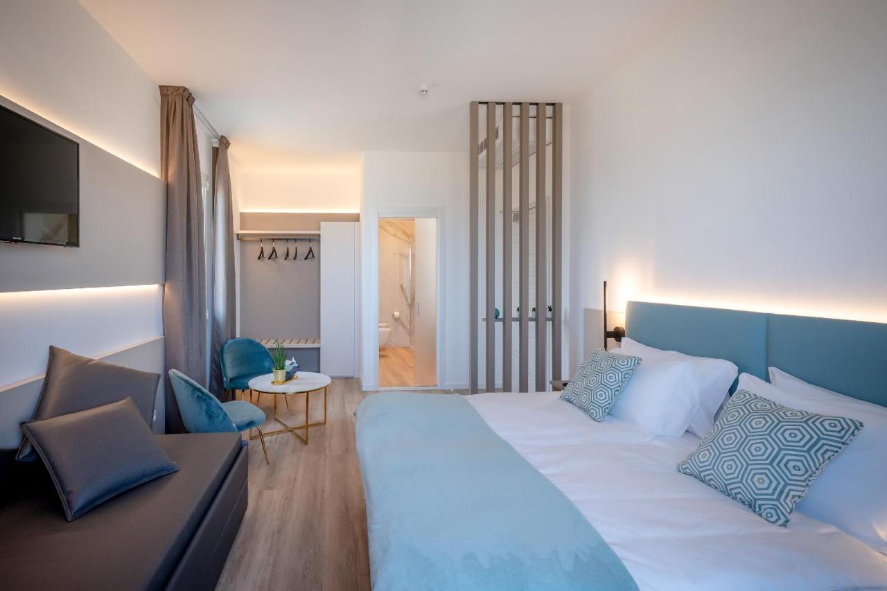 Hotel Delfino Caorle Exterior photo